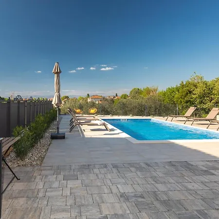 Olive Ocean With Pool And Seaview Vakantiehuis *