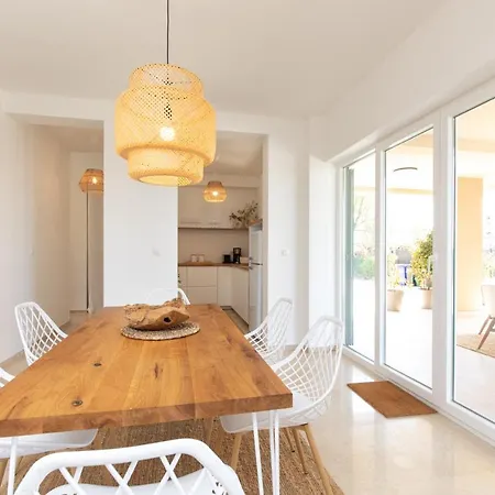 Olive Ocean With Pool And Seaview Vakantiehuis *